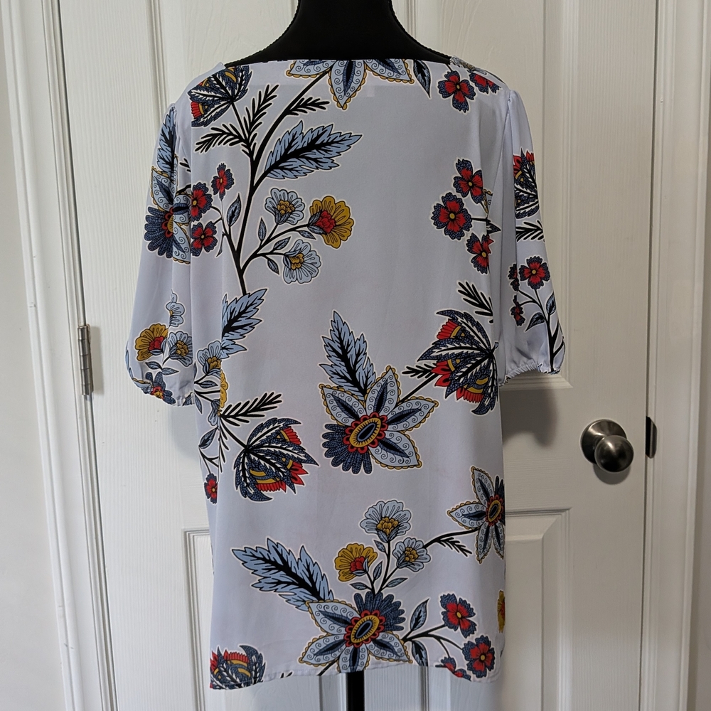 Loft Brand Floral Print Light Blue Women’s Blouse - Picture 9 of 9